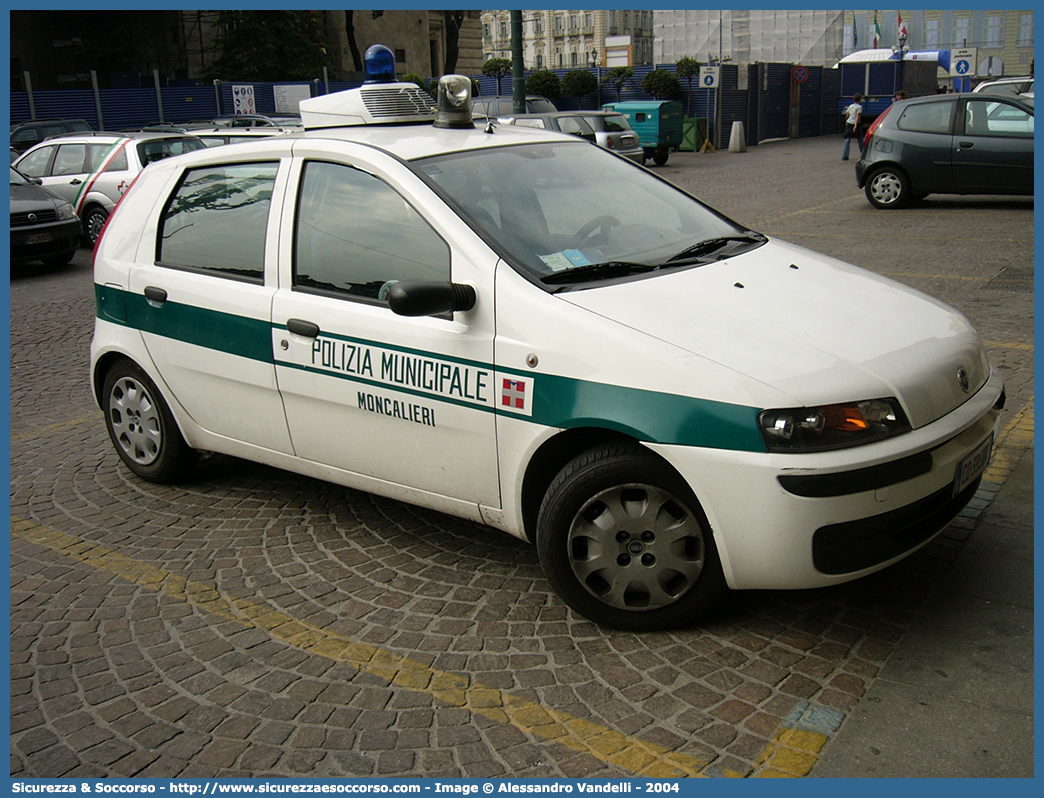 -
Polizia Municipale
Comune di Moncalieri
Fiat Punto II serie
Parole chiave: PL;P.L.;PM;P.M.;Polizia;Locale;Municipale;Moncalieri;Fiat;Punto