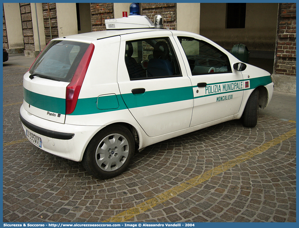 -
Polizia Municipale
Comune di Moncalieri
Fiat Punto II serie
Parole chiave: PL;P.L.;PM;P.M.;Polizia;Locale;Municipale;Moncalieri;Fiat;Punto