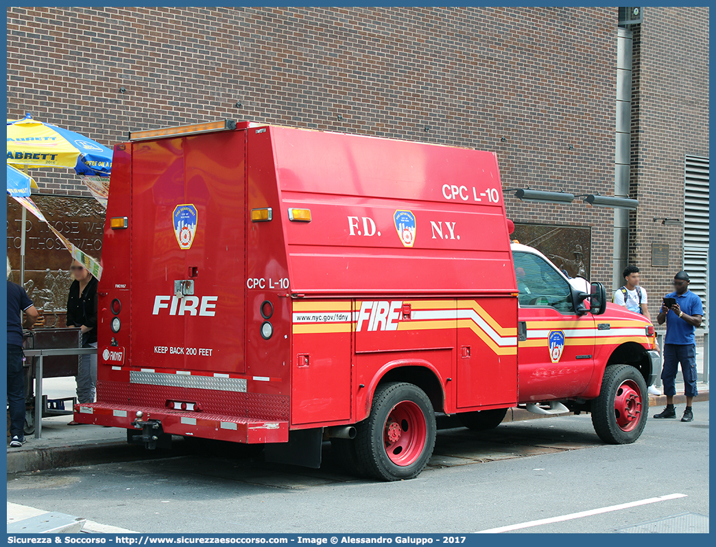 CPC L-10 - FM01167
United States of America
New York Fire Department
Ford F450
Chemical Protective Clothing Ladder 10
Conversion by Knapheide Manufacturing Company
Parole chiave: United;States;of;America;USA;U.S.A.;NYFD;N.Y.F.D.;New;York;Fire;Department;Ford;F450;Chemical;Protective;Clothing;Ladder;35;CPC;L-35;L35;Knapheide