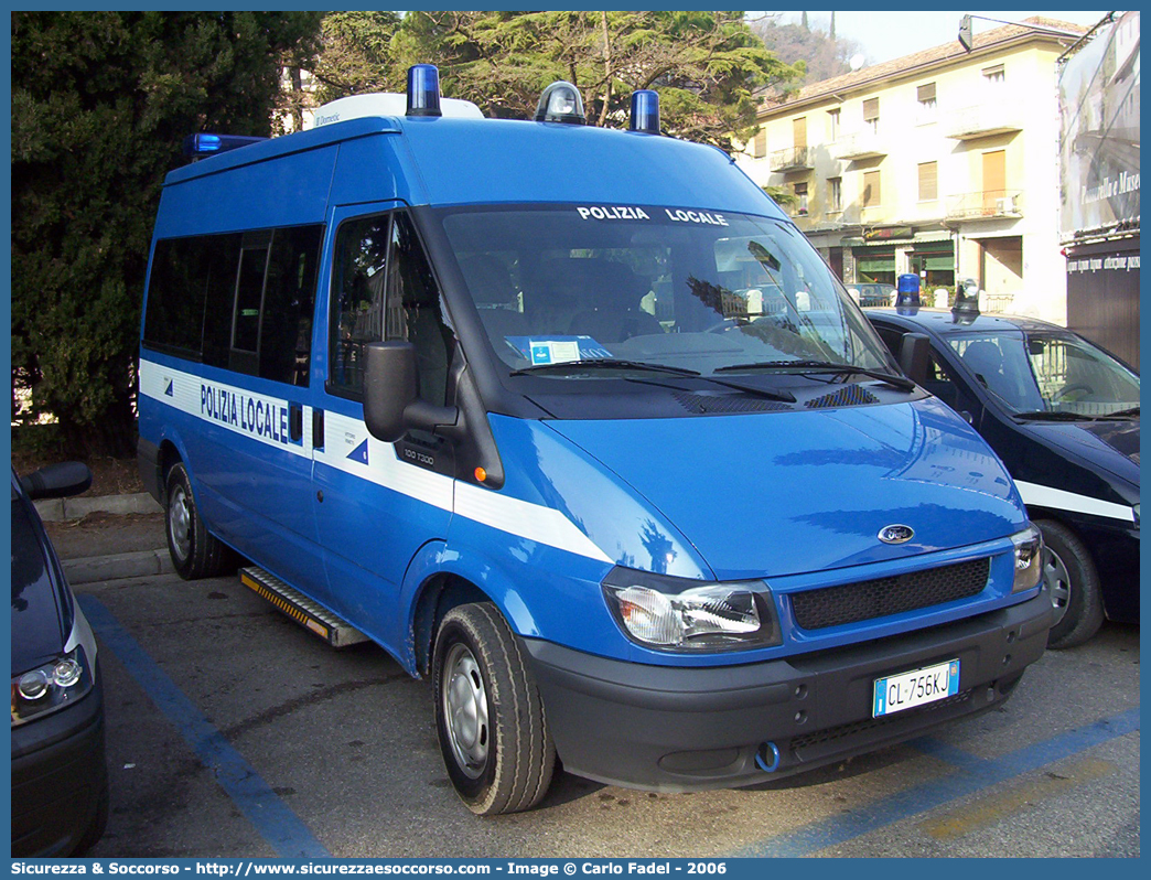 -
Polizia Municipale
Comune di Vittorio Veneto
Ford Transit III serie
Parole chiave: PL;P.L.;PM;P.M.;Polizia;Locale;Municipale;Vittorio;Veneto;Ford;Transit