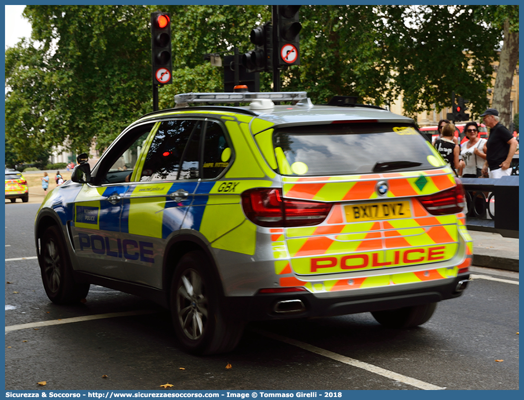 GBX
United Kingdom of Great Britain and Northern Ireland
Metropolitan Police
BMW X5 III generation
Parole chiave: UK;United;Kingdom;Great;Britain;Northern;Ireland;Metropolitan;Police;BMW;X5