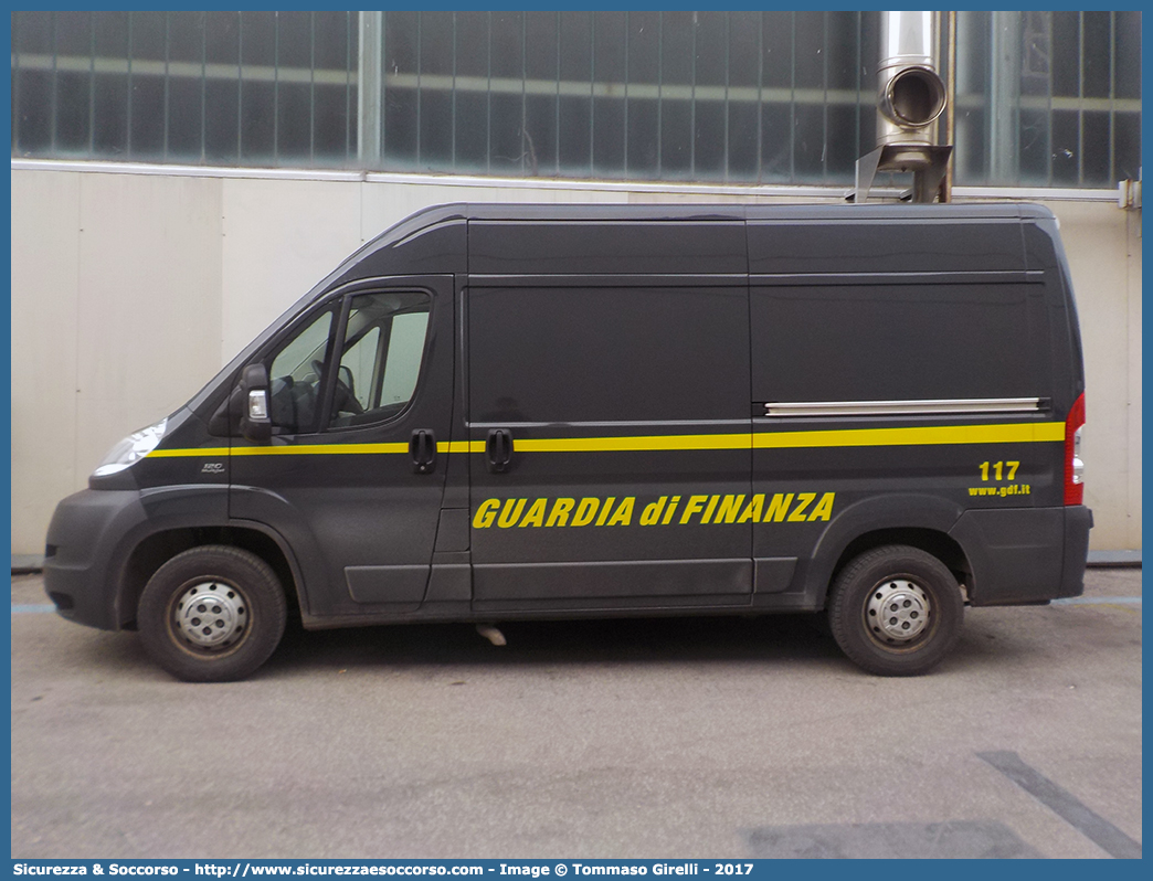 GdiF 382BG
Guardia di Finanza
Fiat Ducato III serie
Parole chiave: GdiF;G.D.F.;GDF;Guardia;di;Finanza;Fiat;Ducato;X250