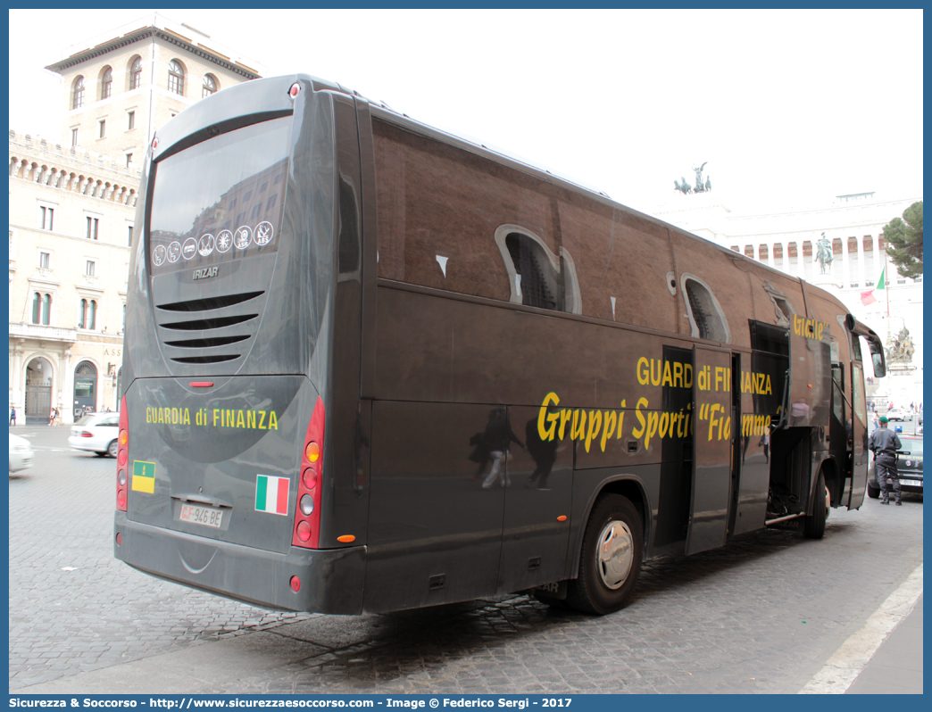 GdiF 946BE
Guardia di Finanza
Scania Irizar New Century 12.35
Gruppi Sportivi "Fiamme Gialle"
Parole chiave: GF;GdiF;G.D.F.;GDF;Guardia;di;Finanza;Gruppi;Gruppo;Sportivi;Sportivo;Fiamme;Gialle;Scania;Irizar;Century