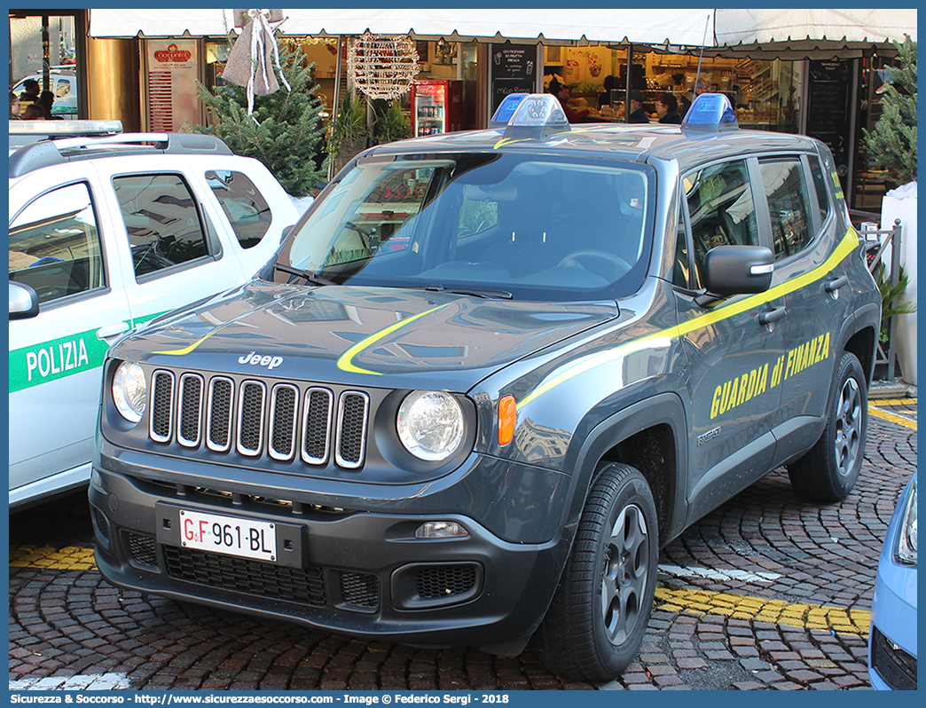 GdiF 961BL
Guardia di Finanza 
Jeep Renegade I serie
Parole chiave: GdiF;G.D.F.;GDF;Guardia;di;Finanza;Jeep;Renegade