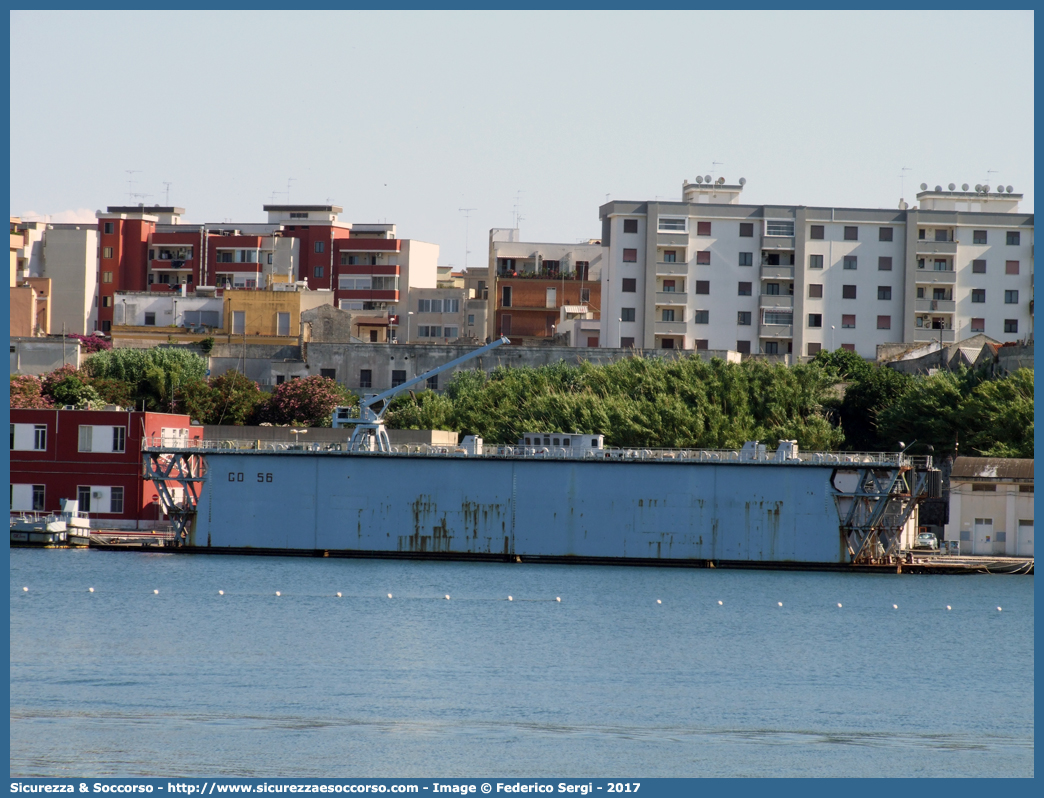 GO 56
Marina Militare Italiana
Flotta Navale
Naviglio Locale
Bacino di Carenaggio Galleggiante
Parole chiave: MMI;M.M.I.;Marina;Militare;Italiana;Naviglio;Locale;Bacino;di;Carenaggio;Galleggiante;GO56;GO;56