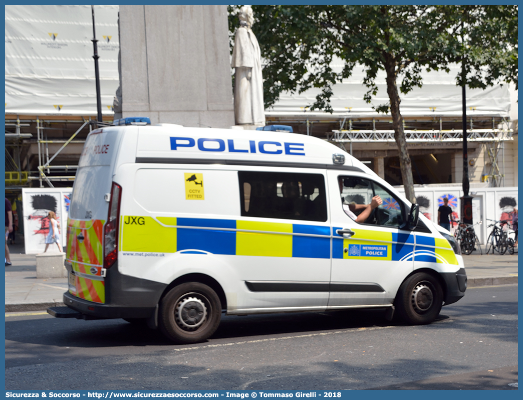 JXG
United Kingdom of Great Britain and Northern Ireland
Metropolitan Police
Ford Tourneo Custom
Parole chiave: UK;United;Kingdom;Great;Britain;Northern;Ireland;Metropolitan;Police;Ford;Tourneo;Custom