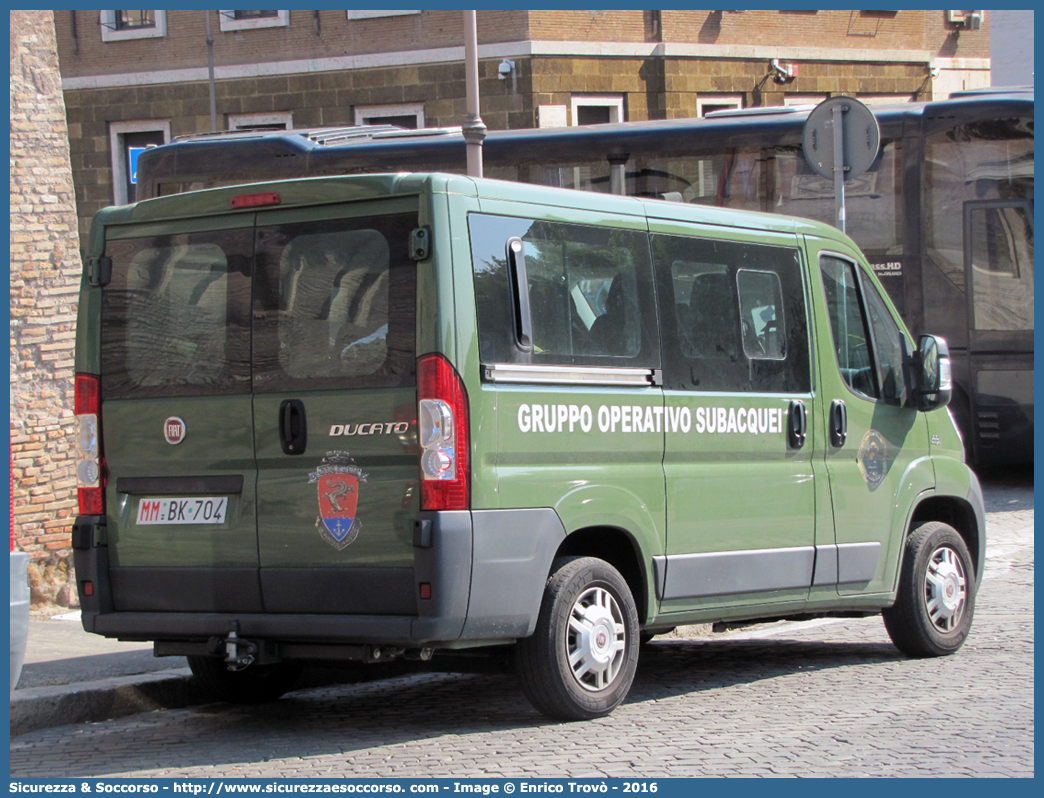 MM BK704
Marina Militare Italiana
Gruppo Operativo Subacquei
Fiat Ducato III serie
Parole chiave: MMI;M.M.I.;Marina;Militare;Italiana;Gruppo;Operativo;Subacquei;Fiat;Ducato;X250