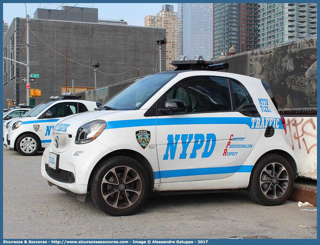 7122
United States of America
New York Police Department
Manhattan Traffic Task Force
Smart ForTwo III generation
Parole chiave: USA;U.S.A.;United;States;of;America;NYPD;N.Y.P.D.;New;York;Police;Department;MTTF;M.T.T.F.;Manhattan;Traffic;Task;Force;Smart;ForTwo