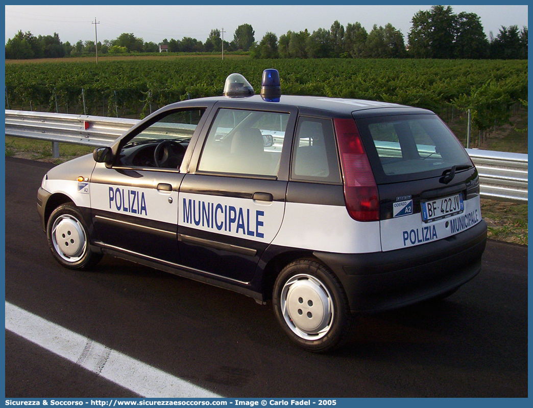 -
Polizia Municipale
Comune di Oderzo
Fiat Punto I serie
Parole chiave: PL;P.L.;PM;P.M.;Polizia;Locale;Municipale;Oderzo;Fiat;Punto