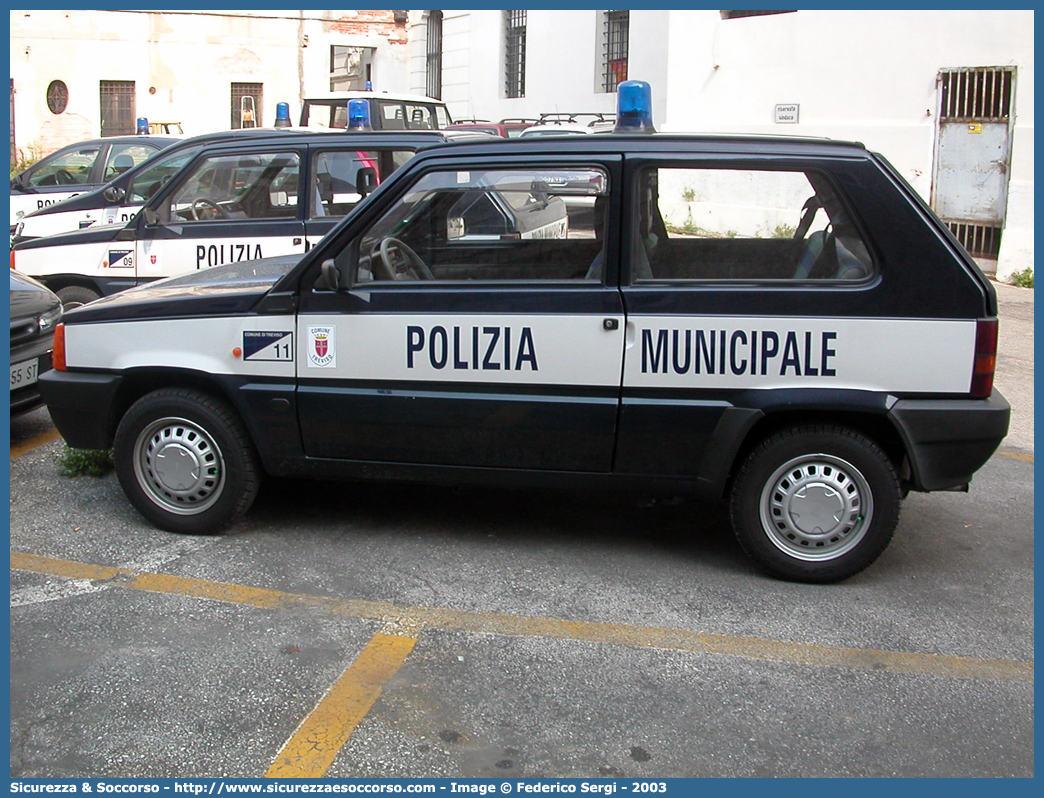 -
Polizia Municipale
Comune di Treviso
Fiat Panda II serie
Parole chiave: PL;P.L.;PM;P.M.;Polizia;Locale;Municipale;Treviso;Fiat;Panda