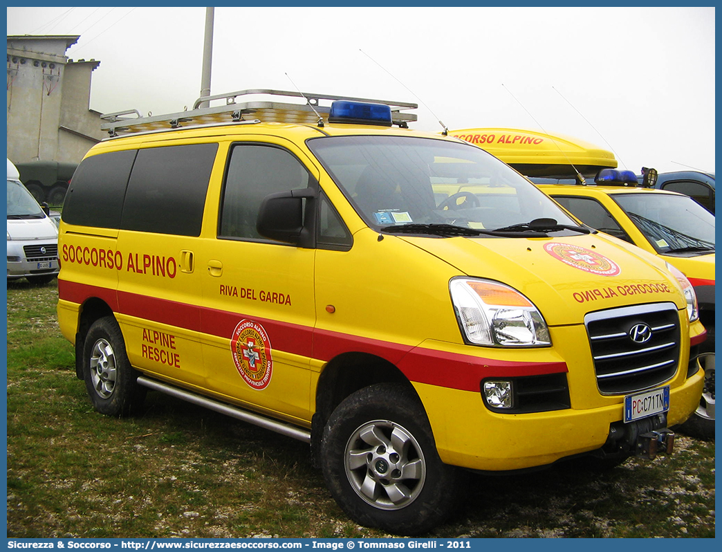 PC C71TN
Corpo Nazionale
Soccorso Alpino e Speleologico
Delegazione Alpina IV Trentino
Stazione Riva del Garda
Hyundai H1 HSV II serie
Parole chiave: CNSAS;C.N.S.A.S.;Corpo;Nazionale;Soccorso;Alpino;Speleologico;Trentino;Trento;Riva del Garda;SAT;S.A.T.;Hyundai;H1;HSV