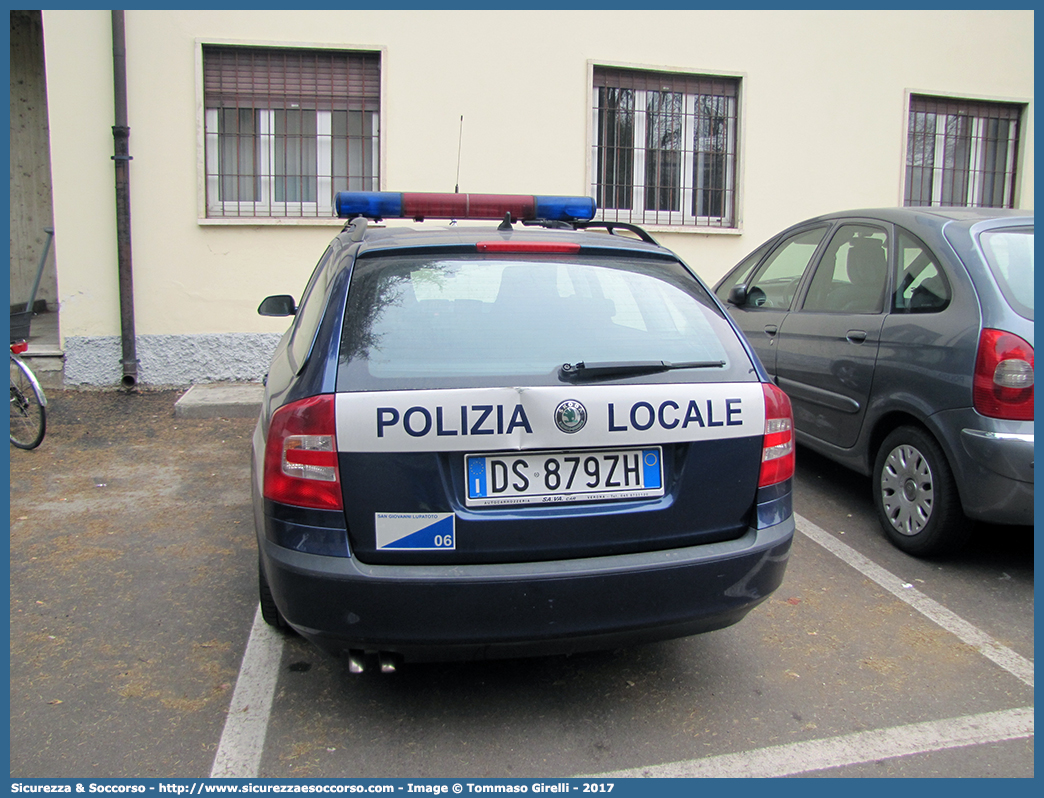 -
Polizia Locale
Comune di San Giovanni Lupatoto
Skoda Octavia Wagon II serie
Parole chiave: PL;P.L.;PM;P.M.;Polizia;Locale;Municipale;San;Giovanni;Lupatoto;Skoda;Octavia;Wagon