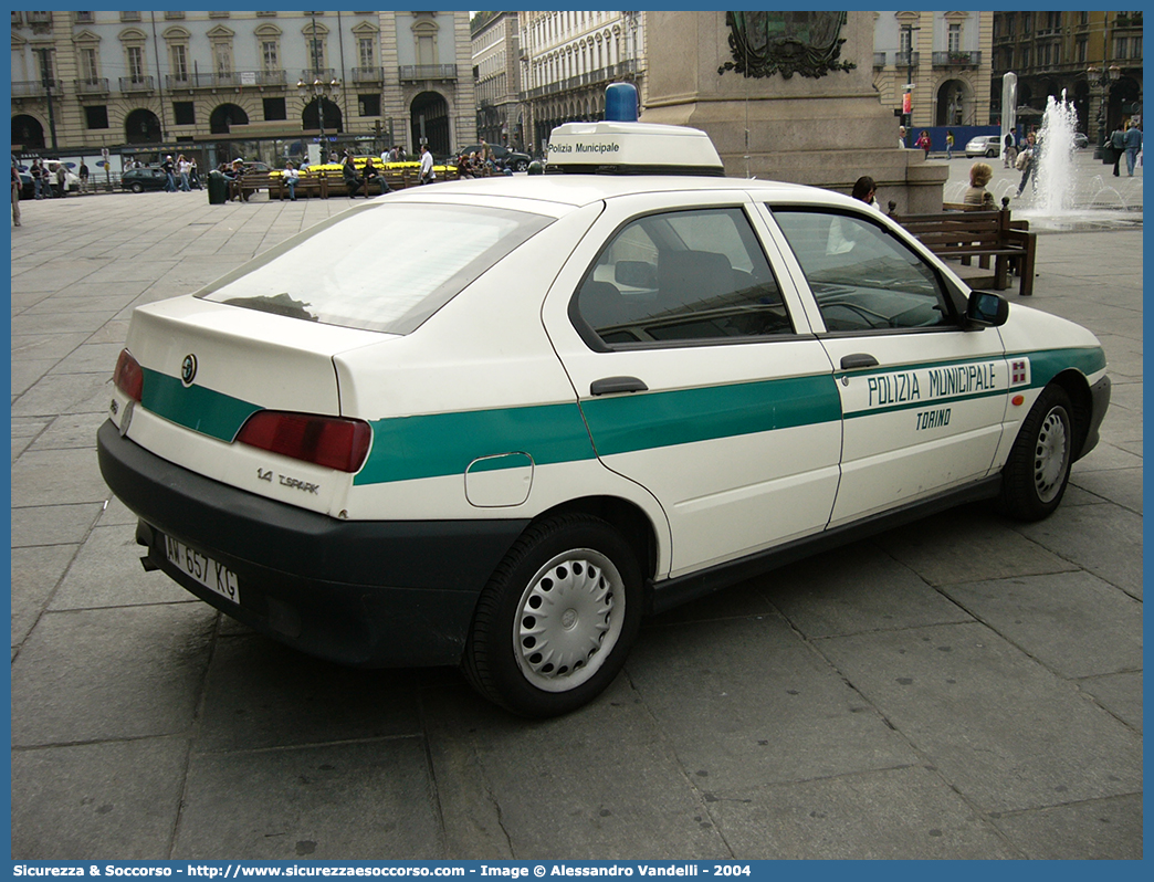 -
Polizia Municipale
Comune di Torino
Alfa Romeo 146 I serie
Parole chiave: PL;P.L.;PM;P.M.;Polizia;Locale;Municipale;Torino;Alfa Romeo;146