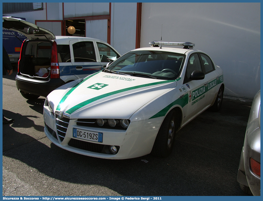 -
Polizia Locale
Comune di Milano
Alfa Romeo 159
Parole chiave: PL;P.L.;PM;P.M.;Polizia;Locale;Municipale;Milano;Alfa Romeo;159