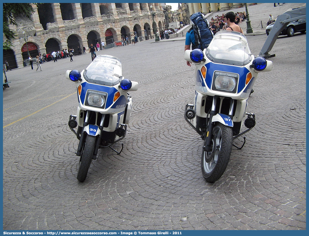 -
Polizia Municipale
Comune di Verona
BMW K100RT
Parole chiave: PL;P.L.;PM;P.M.;Polizia;Locale;Municipale;Verona;BMW;K100RT