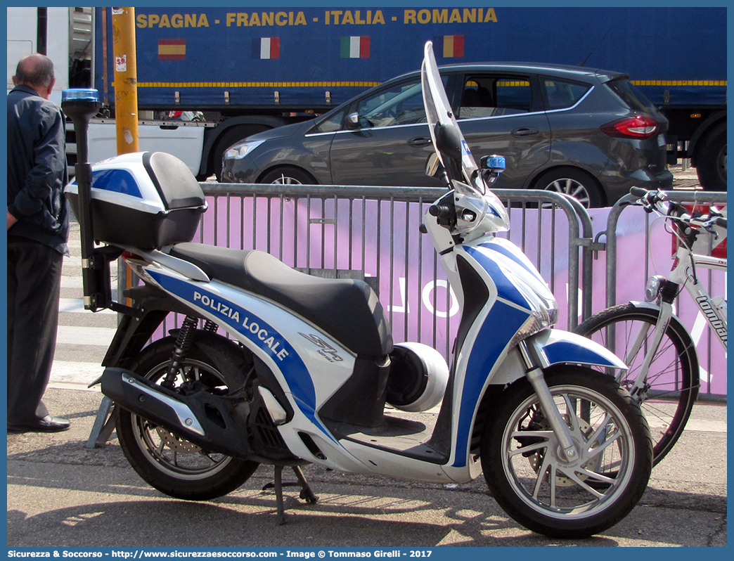 -
Polizia Locale
Comune di Verona
Honda SH 150
Parole chiave: PL;P.L.;PM;P.M.;Polizia;Locale;Municipale;Verona;Honda;SH;150