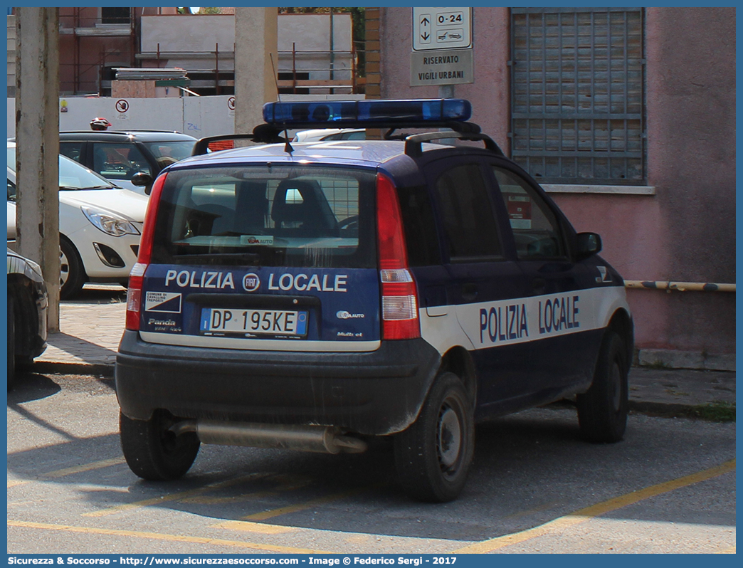 -
Polizia Locale
Comune di Cavallino Treporti
Fiat Nuova Panda Van 4x4 I serie
Parole chiave: PL;P.L.;PM;P.M.;Polizia;Locale;Municipale;Cavallino;Treporti;Fiat;Panda;Van;4x4