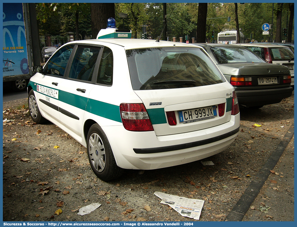 -
Polizia Municipale
Comune di Torino
Fiat Stilo I serie
Parole chiave: PL;P.L.;PM;P.M.;Polizia;Locale;Municipale;Torino;Fiat;Stilo