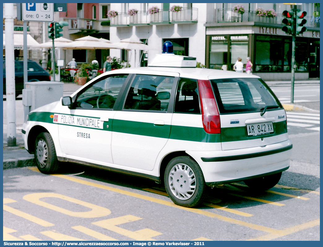 -
Polizia Municipale
Comune di Stresa
Fiat Punto I serie
Parole chiave: PL;P.L.;PM;P.M.;Polizia;Locale;Municipale;Stresa;Fiat;Punto