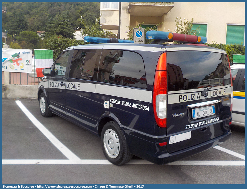 Polizia Locale YA000AH
Polizia Locale
Comune di Arzignano
Mercedes Benz Classe V II serie
Parole chiave: PL;P.L.;PM;P.M.;Polizia;Locale;Municipale;Arzignano;Mercedes;Benz;Viano;V;Classe