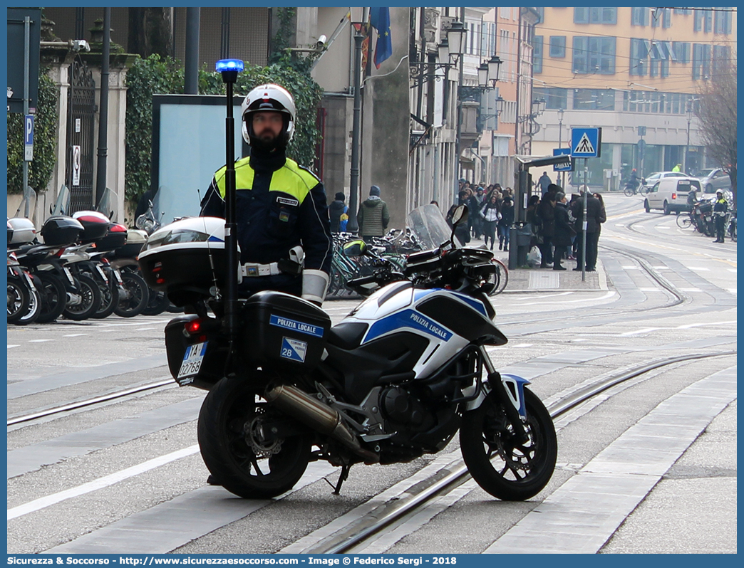 Polizia Locale YA02768
Polizia Locale
Comune di Padova
Honda NC 750
Parole chiave: PL;P.L.;PM;P.M.;Polizia;Locale;Municipale;Padova;Honda;NC;750