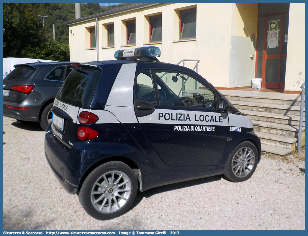 Polizia Locale YA099AH
Polizia Locale
Comune di Arzignano
Smart ForTwo III serie
Allestitore Ciabilli S.r.l.
Parole chiave: PL;P.L.;PM;P.M.;Polizia;Locale;Municipale;Arzignano;Smart;ForTwo;Ciabilli