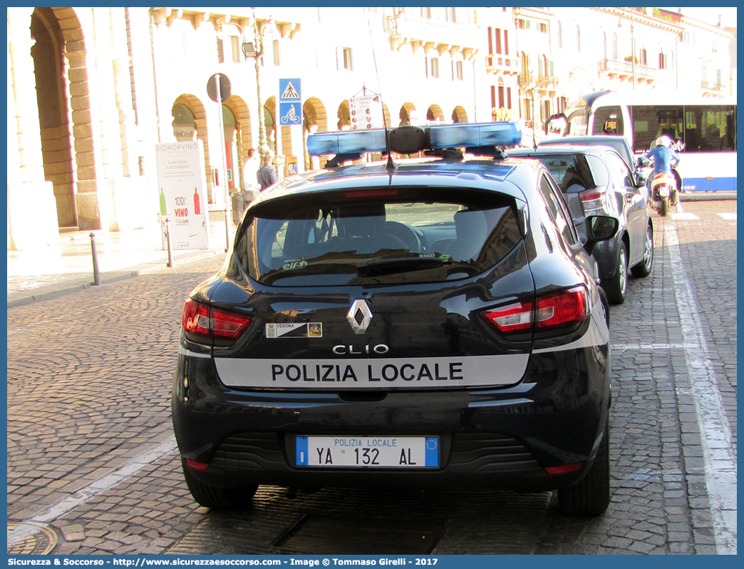 Polizia Locale YA132AL
Polizia Locale
Comune di Verona
Renault Clio V serie
Allestitore Focaccia Group S.r.l.
Parole chiave: PL;P.L.;PM;P.M.;Polizia;Locale;Municipale;Verona;Renault;Clio;Focaccia