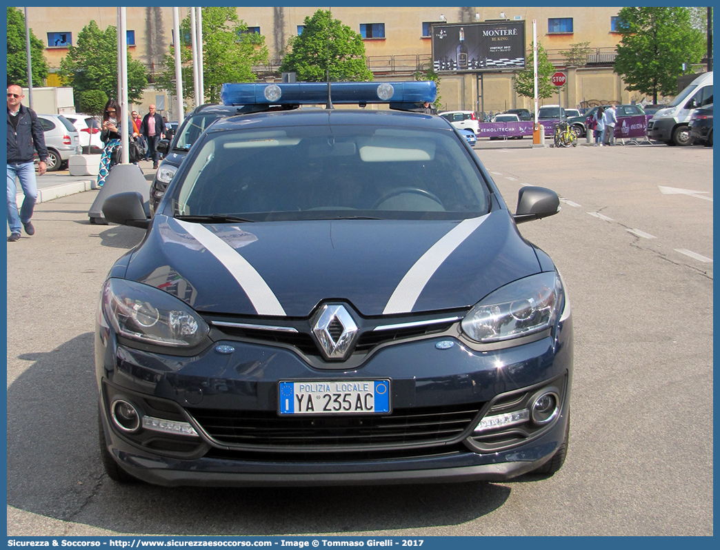 Polizia Locale YA235AC
Polizia Locale
Comune di Verona
Renault Megane V serie
Allestitore Focaccia Group S.r.l.
Parole chiave: PL;PM;P.L.;P.M.;Polizia;Locale;Municipale;Verona;Renault;Megane;Focaccia