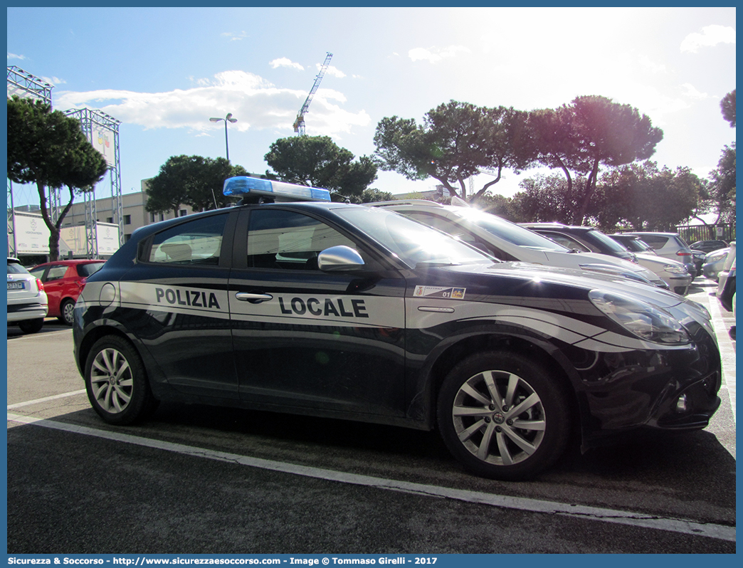 Polizia Locale YA251AN
Polizia Locale
Comune di Isola della Scala
Alfa Romeo Nuova Giulietta
I serie II restyling
Parole chiave: PL;P.L.;PM;P.M.;Polizia;Locale;Municipale;Isola della Scala;Alfa;Romeo;Nuova;Giulietta