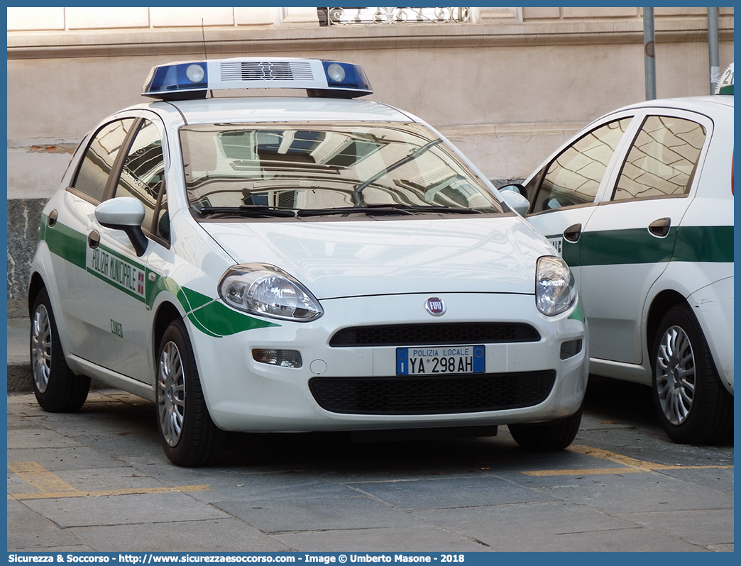 Polizia Locale YA298AH
Polizia Municipale
Comune di Cuneo
Fiat Punto IV serie
Allestitore Ciabilli S.r.l.
Parole chiave: PL;P.L.;PM;P.M.;Polizia;Locale;Municipale;Cuneo;Fiat;Punto;Ciabilli