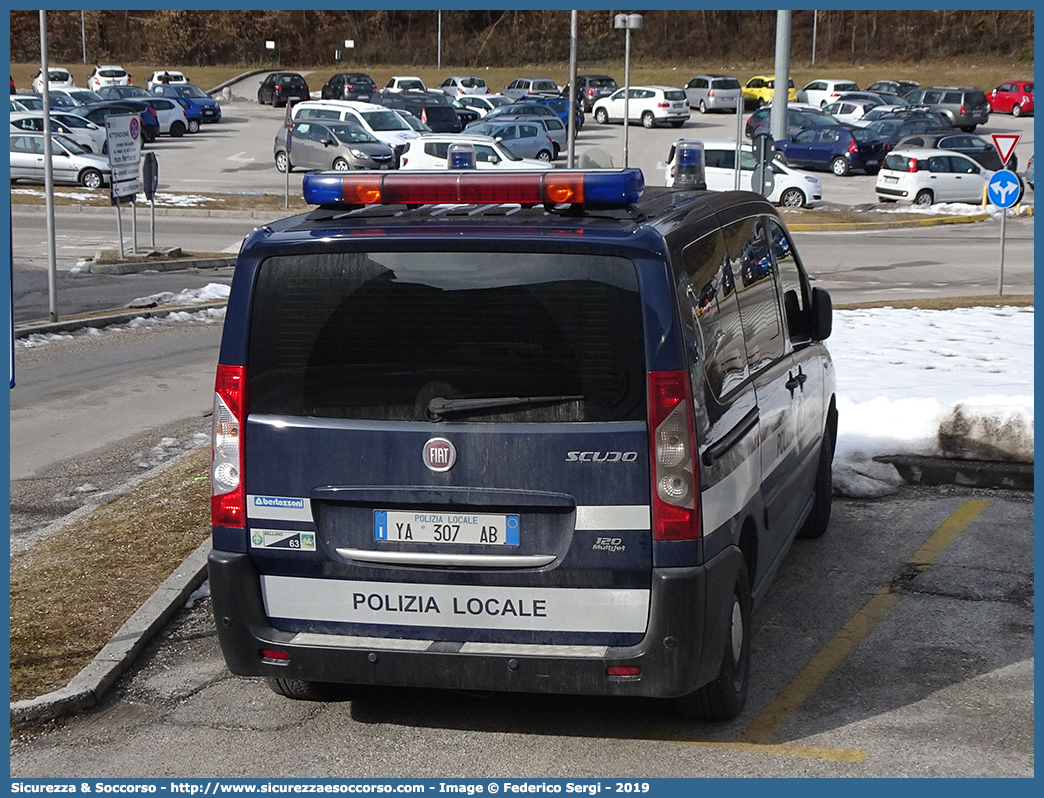 Polizia Locale YA307AB
Polizia Locale
Comune di Belluno
Fiat Scudo IV serie
Allestitore Bertazzoni S.r.l.
Parole chiave: PL;P.L.;PM;P.M.;Polizia;Locale;Municipale;Belluno;Fiat;Scudo;Bertazzoni