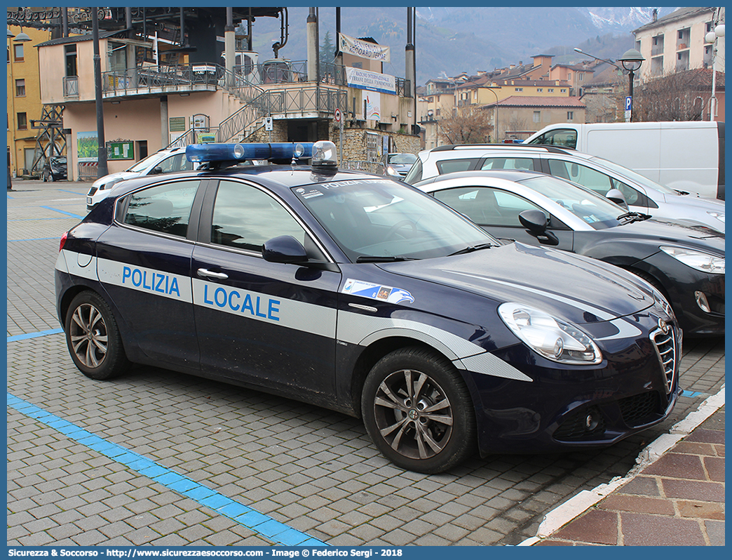 Polizia Locale YA381AH
Polizia Locale
Consorzio Valle Agno
Alfa Romeo Nuova Giulietta I serie
Allestitore Ciabilli S.r.l.
Parole chiave: PL;P.L.;PM;P.M.;Polizia;Locale;Municipale;Valle Agno;Castelgomberto;Cornedo Vicentino;Recoaro Terme;Valdagno;Alfa Romeo;Nuova;Giulietta;Ciabilli