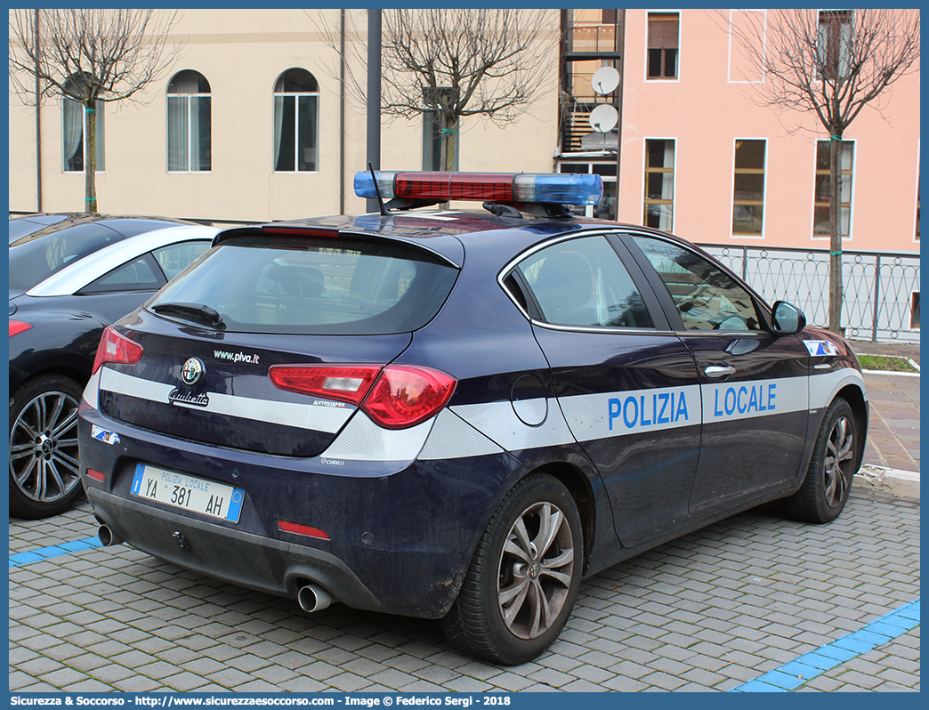 Polizia Locale YA381AH
Polizia Locale
Consorzio Valle Agno
Alfa Romeo Nuova Giulietta I serie
Allestitore Ciabilli S.r.l.
Parole chiave: PL;P.L.;PM;P.M.;Polizia;Locale;Municipale;Valle Agno;Castelgomberto;Cornedo Vicentino;Recoaro Terme;Valdagno;Alfa Romeo;Nuova;Giulietta;Ciabilli