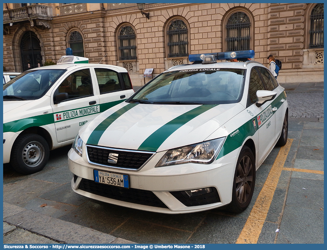 Polizia Locale YA536AM
Polizia Locale
Comune di Cuneo
Seat Leon Station Wagon III serie
Allestitore Bertazzoni S.r.l.
Parole chiave: PL;P.L.;PM;P.M.;Polizia;Locale;Municipale;Cuneo;Seat;Leon;Station;Wagon;Bertazzoni