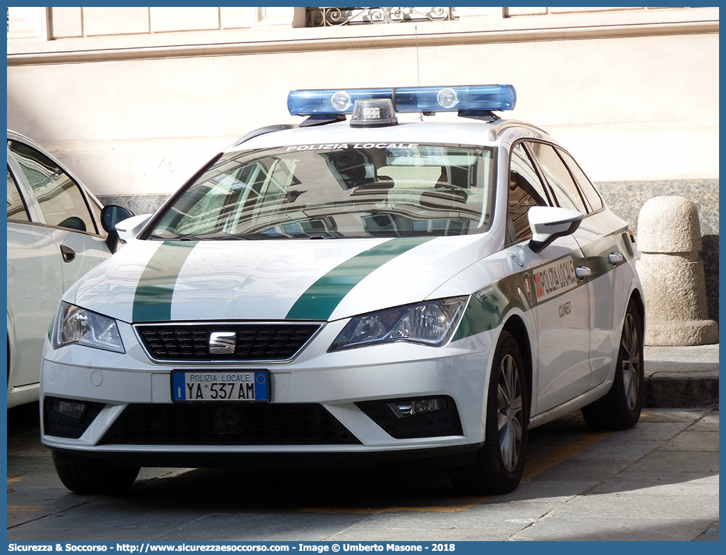 Polizia Locale YA537AM
Polizia Locale
Comune di Cuneo
Seat Leon Station Wagon III serie
Allestitore Bertazzoni S.r.l.
Parole chiave: PL;P.L.;PM;P.M.;Polizia;Locale;Municipale;Cuneo;Seat;Leon;Station;Wagon;Bertazzoni