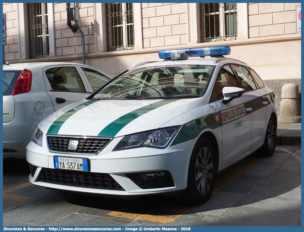 Polizia Locale YA537AM
Polizia Locale
Comune di Cuneo
Seat Leon Station Wagon III serie
Allestitore Bertazzoni S.r.l.
Parole chiave: PL;P.L.;PM;P.M.;Polizia;Locale;Municipale;Cuneo;Seat;Leon;Station;Wagon;Bertazzoni