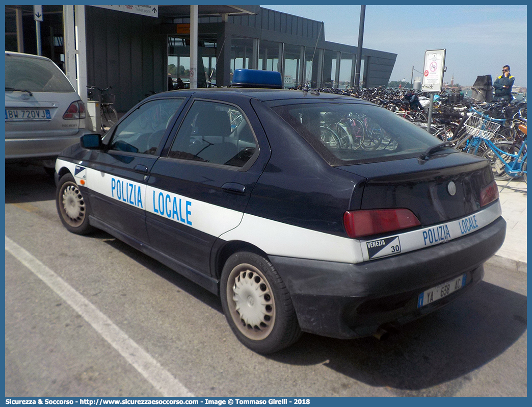 Polizia Locale YA638AC
Polizia Locale
Comune di Venezia
Alfa Romeo 146
Parole chiave: PL;P.L.;PM;P.M.;Polizia;Locale;Municipale;Venezia;Alfa Romeo;146