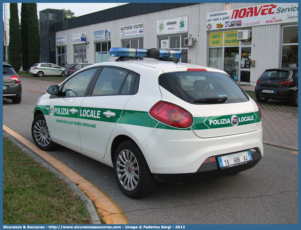 Polizia Locale YA688AJ
Polizia Locale
Unione delle Alpi Orobie Bresciane
Fiat Nuova Bravo
Allestitore OVT S.r.l.
Parole chiave: Polizia;Locale;Municipale;Unione;Alpi;Orobie;Bresciane;Edolo;Malonno;Corteno Golgi;Sonico;Paisco Loveno;Fiat;Nuova;BravoOVT;O.V.T.