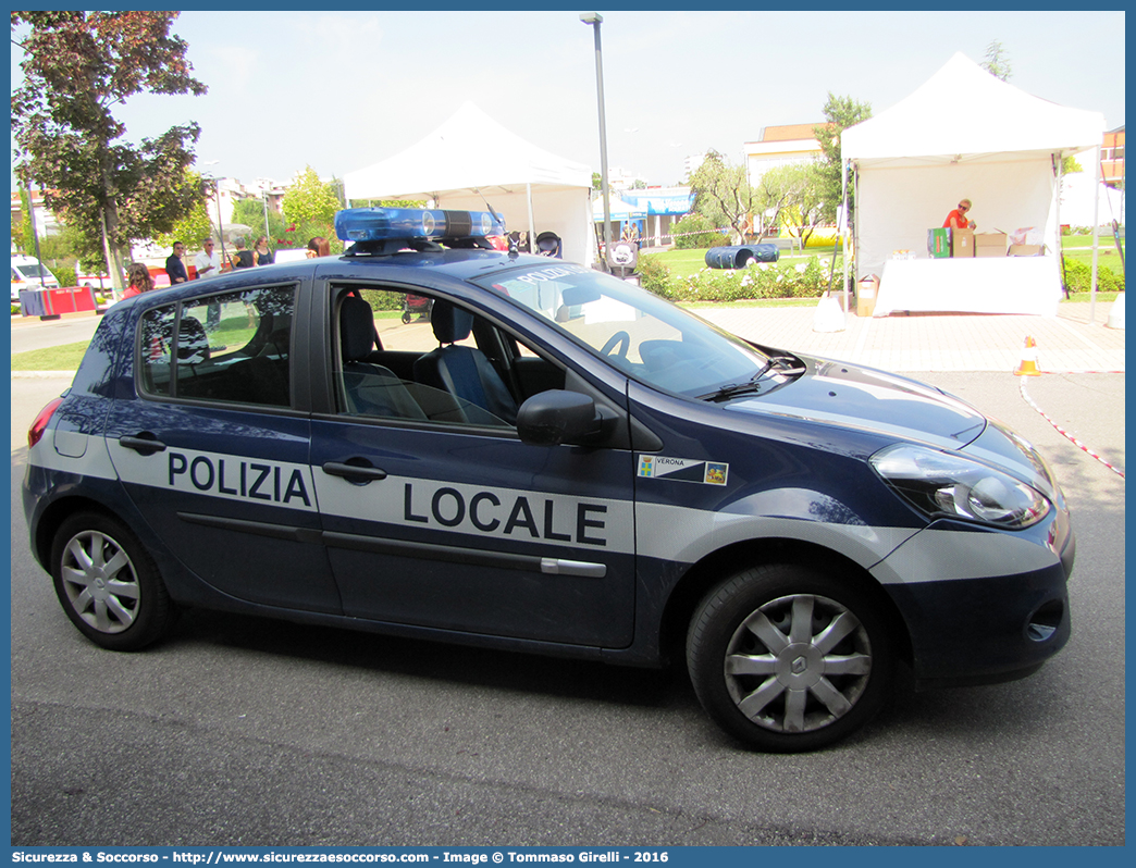 Polizia Locale YA697AJ
Polizia Locale
Comune di Verona
Renault Clio V serie
Allestitore Focaccia Group S.r.l.
Parole chiave: PL;P.L.;PM;P.M.;Polizia;Locale;Municipale;Verona;Renault;Clio;Focaccia