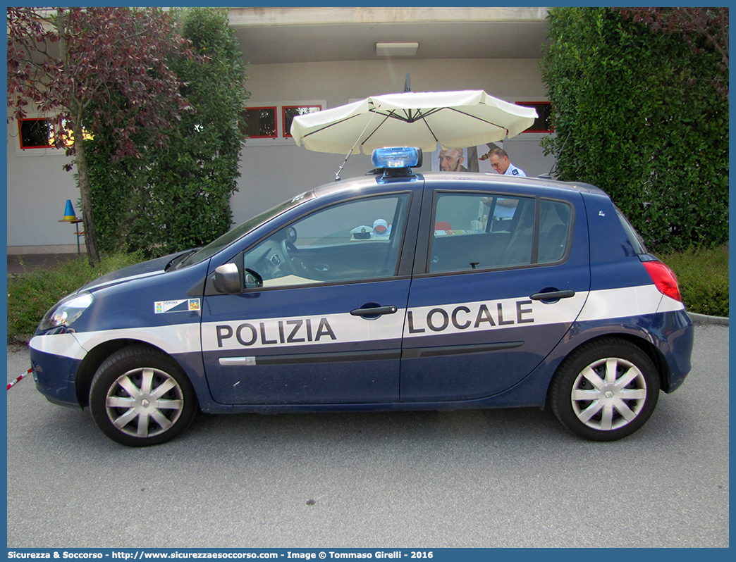 Polizia Locale YA697AJ
Polizia Locale
Comune di Verona
Renault Clio V serie
Allestitore Focaccia Group S.r.l.
Parole chiave: PL;P.L.;PM;P.M.;Polizia;Locale;Municipale;Verona;Renault;Clio;Focaccia