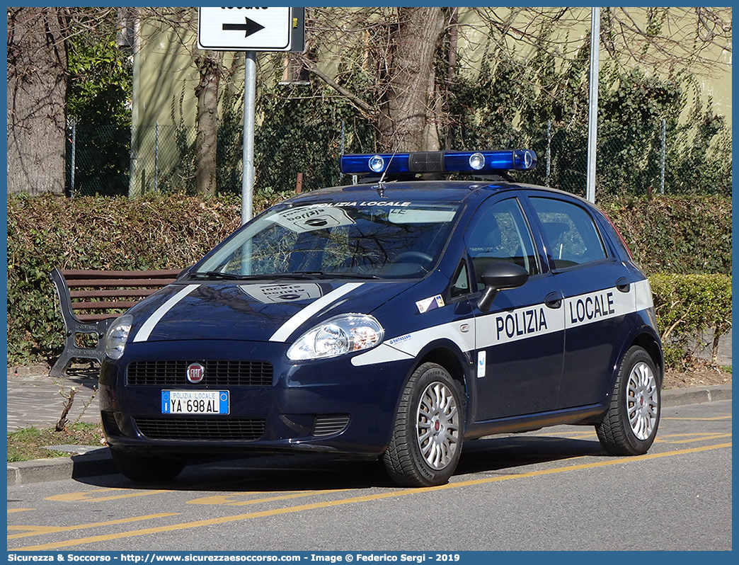 Polizia Locale YA698AL
Polizia Locale
Comune di Abano Terme
Fiat Grande Punto
Allestitore Bertazzoni S.r.l.
Parole chiave: PL;P.L.;PM;P.M.;Polizia;Locale;Municipale;Abano;Terme;Fiat;Grande;Punto;Bertazzoni