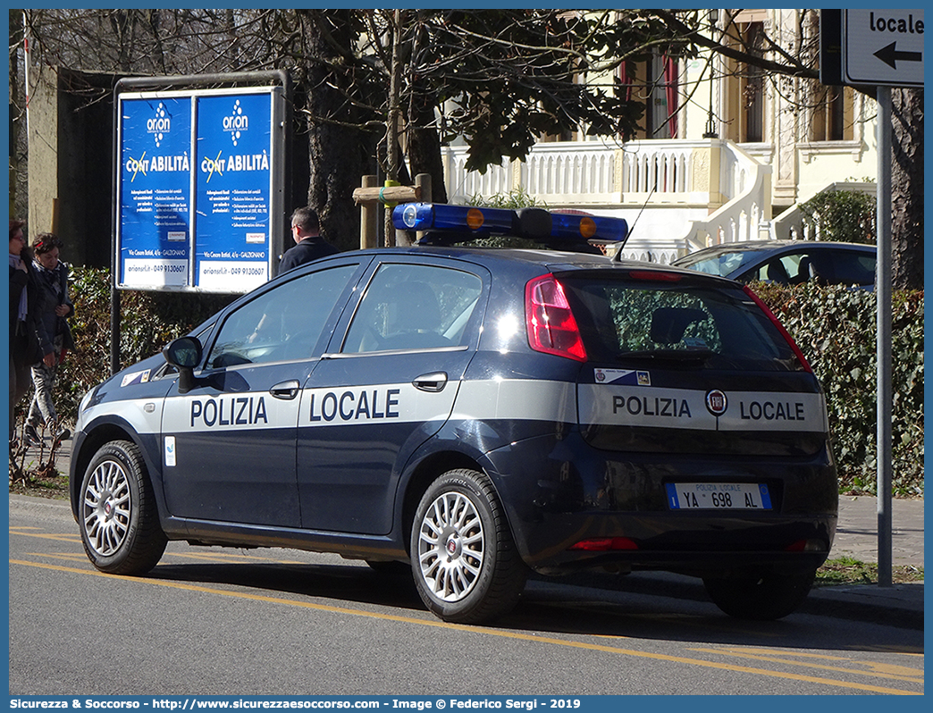 Polizia Locale YA698AL
Polizia Locale
Comune di Abano Terme
Fiat Grande Punto
Allestitore Bertazzoni S.r.l.
Parole chiave: PL;P.L.;PM;P.M.;Polizia;Locale;Municipale;Abano;Terme;Fiat;Grande;Punto;Bertazzoni