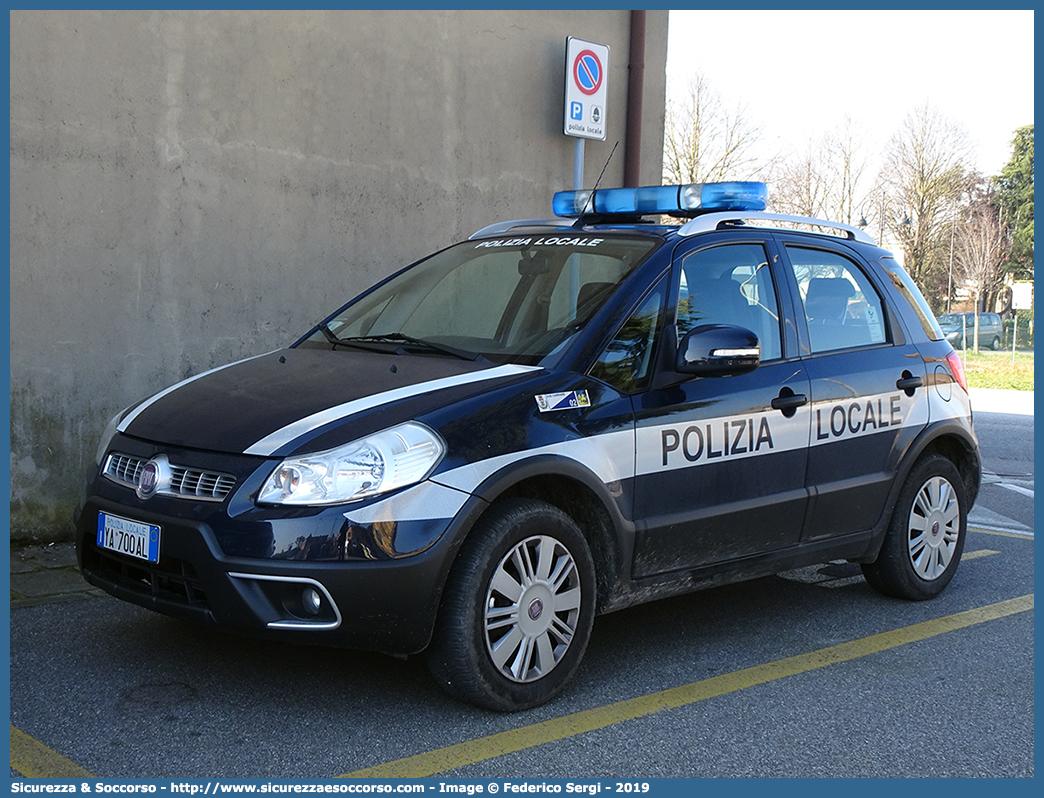 Polizia Locale YA700AL
Polizia Locale
Comune di Due Carrare
Fiat Sedici I serie
Parole chiave: PL;P.L.;PM;P.M.;Polizia;Municipale;Locale;Due Carrare;Fiat;Sedici