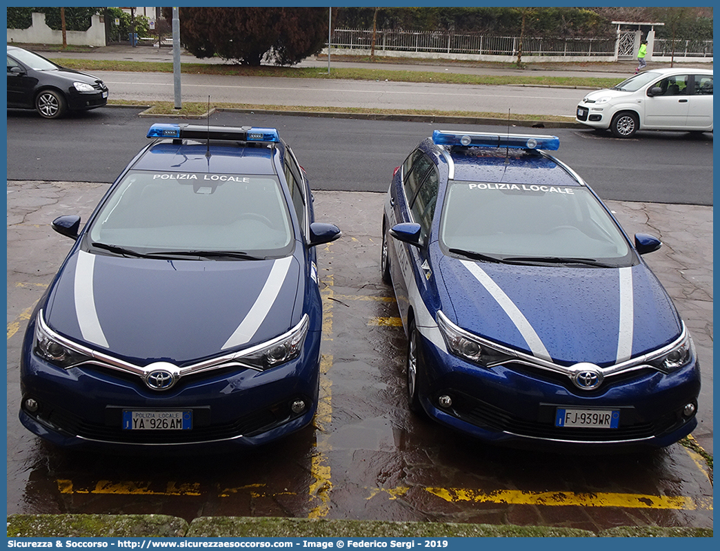 Polizia Locale YA926AM
Polizia Locale
Comune di Mogliano Veneto
Toyota Auris II serie restyling
Allestitore Focaccia Group S.r.l.
Parole chiave: PL;P.L.;PM;P.M.;Polizia;Locale;Municipale;Mogliano;Veneto;Toyota;Auris;Focaccia;Group