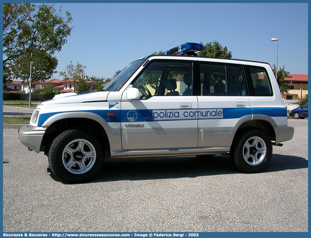 -
Polizia Comunale
Comune di Bertiolo
Suzuki Gran Vitara I serie
Parole chiave: PL;P.L.;PM;P.M.;Polizia;Locale;Municipale;Comunale;Bertiolo;Suzuki;Gran;Vitara