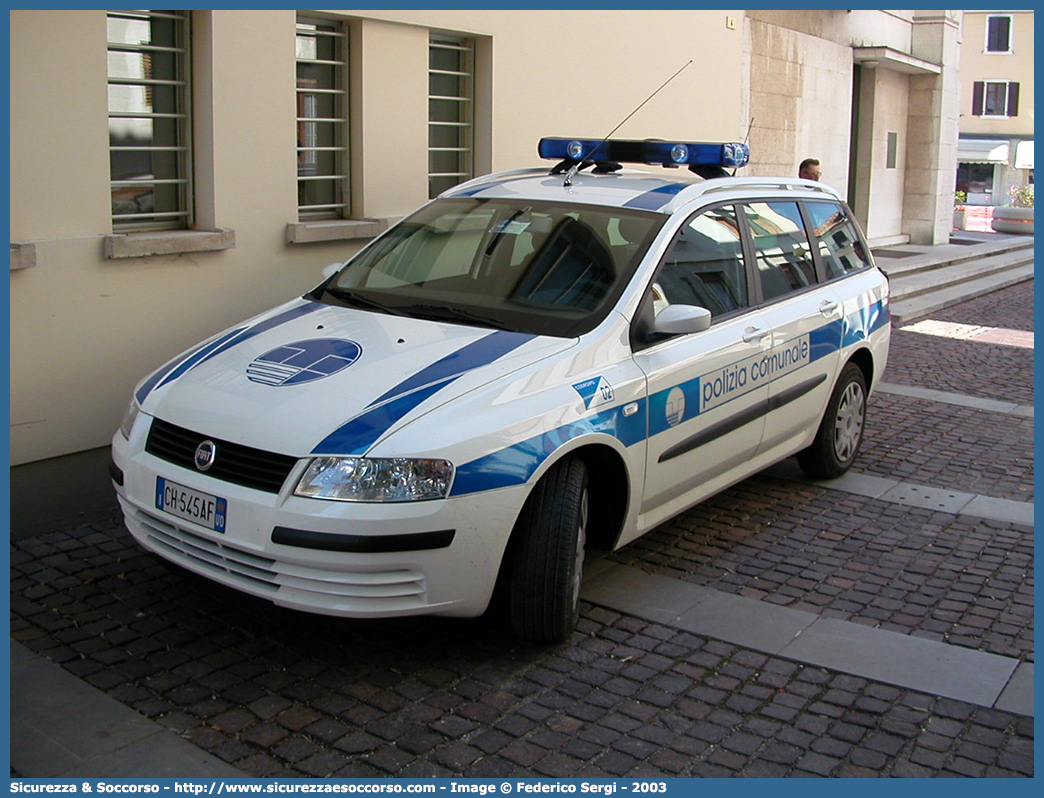 -
Polizia Comunale
Comune di Codroipo
Fiat Stilo Multiwagon I serie
Parole chiave: PL;P.L.;PM;P.M.;Polizia;Locale;Municipale;Comunale;Codroipo;Fiat;Stilo;Multiwagon