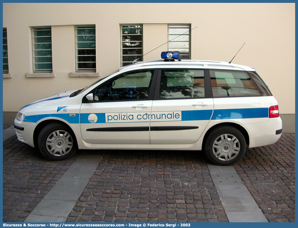 -
Polizia Comunale
Comune di Codroipo
Fiat Stilo Multiwagon I serie
Parole chiave: PL;P.L.;PM;P.M.;Polizia;Locale;Municipale;Comunale;Codroipo;Fiat;Stilo;Multiwagon