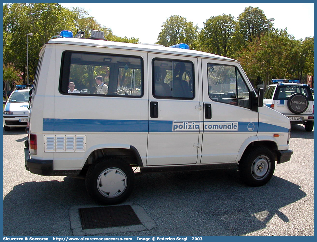 -
Polizia Comunale
Comune di Codroipo
Fiat Talento
Parole chiave: PL;P.L.;PM;P.M.;Polizia;Locale;Municipale;Comunale;Codroipo;Fiat;Talento