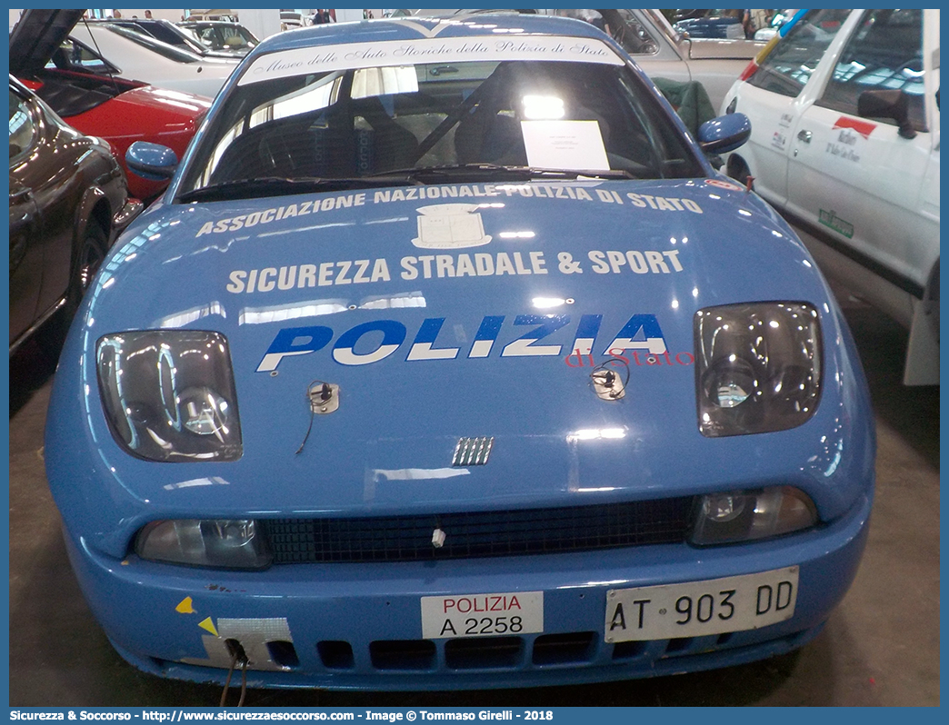 Polizia A2258
Polizia di Stato
Gruppo Sportivo "Fiamme Oro"
Fiat Coupè
Parole chiave: PS;P.S.;Polizia;di;Stato;Gruppo;Sportivo;Fiamme;Oro;Fiat;Coupè