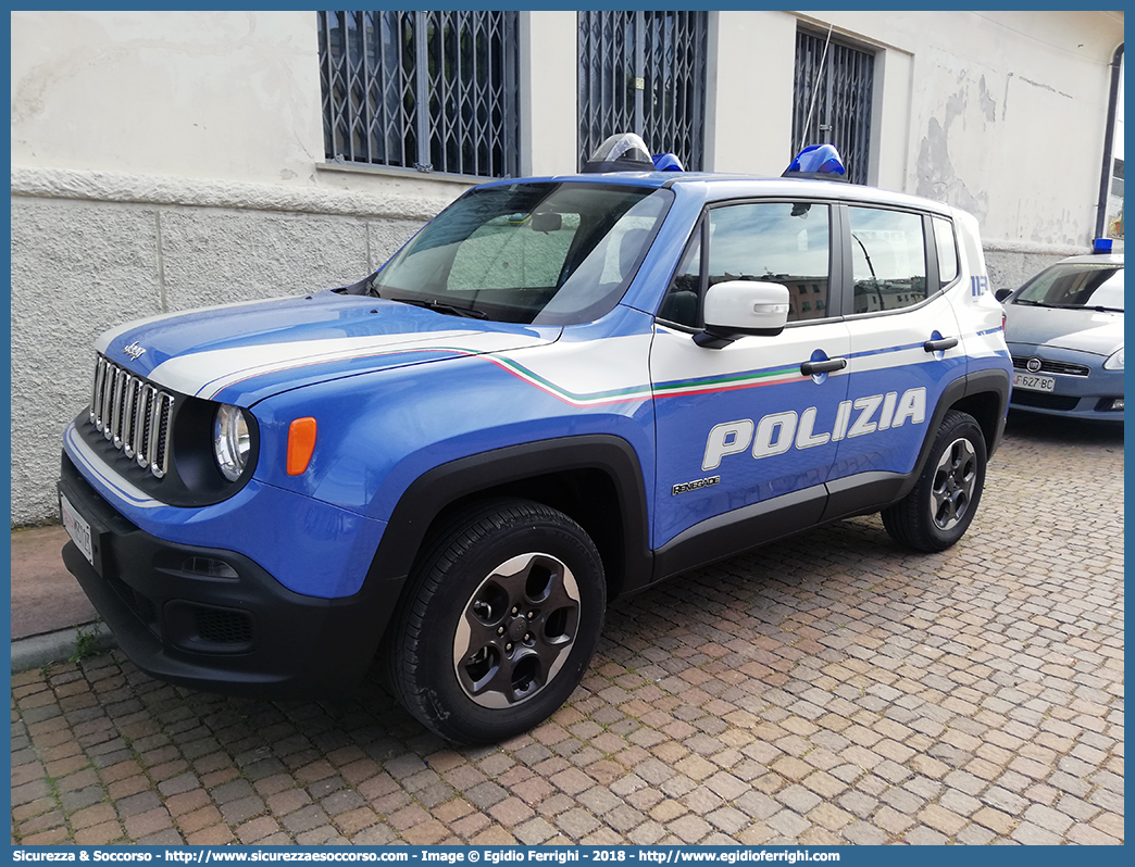 Polizia M3123
Polizia di Stato
Jeep Renegade I serie
Parole chiave: PS;P.S.;Polizia;di;Stato;Pubblica;Sicurezza;Jeep;Renegade